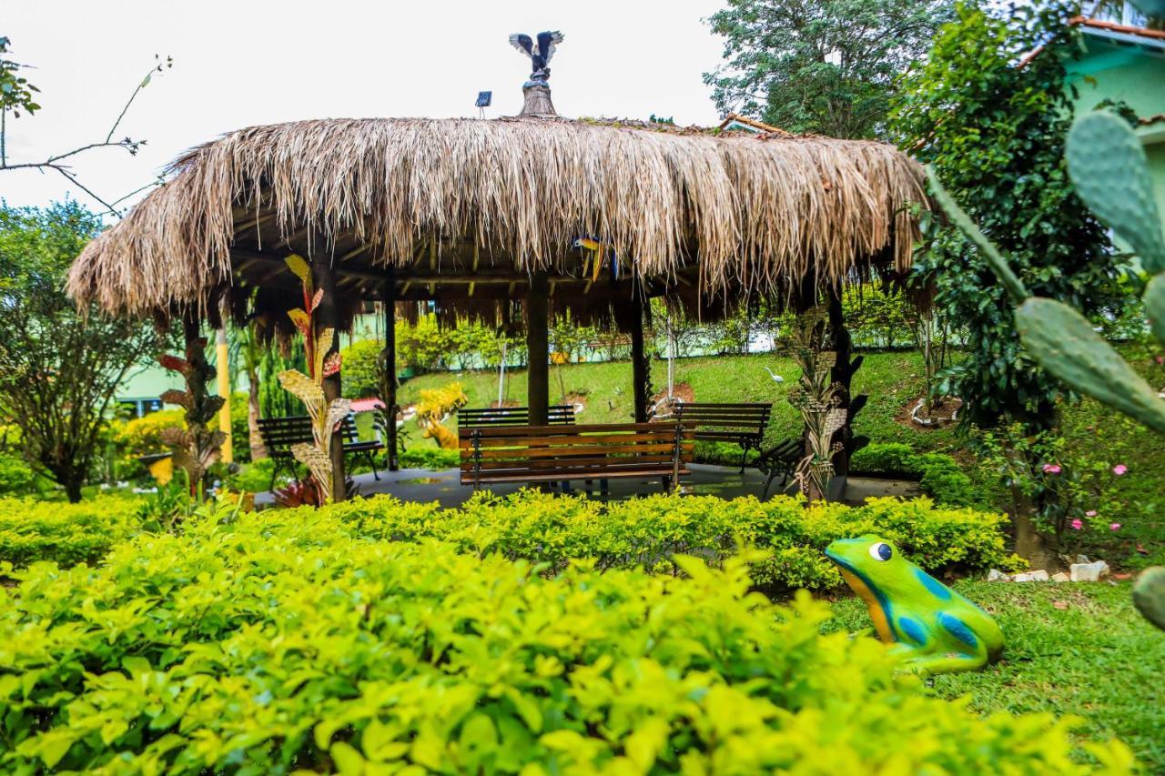Pousada Mama Africa กงแซร์วาตอเรีย ภายนอก รูปภาพ